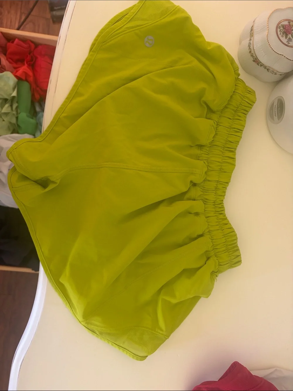 LIME LULULEMON SHORTS: Size 4, 2.5 inch